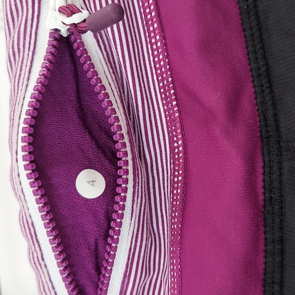 Lululemon Groovy Run Short - Picture 4 of 5